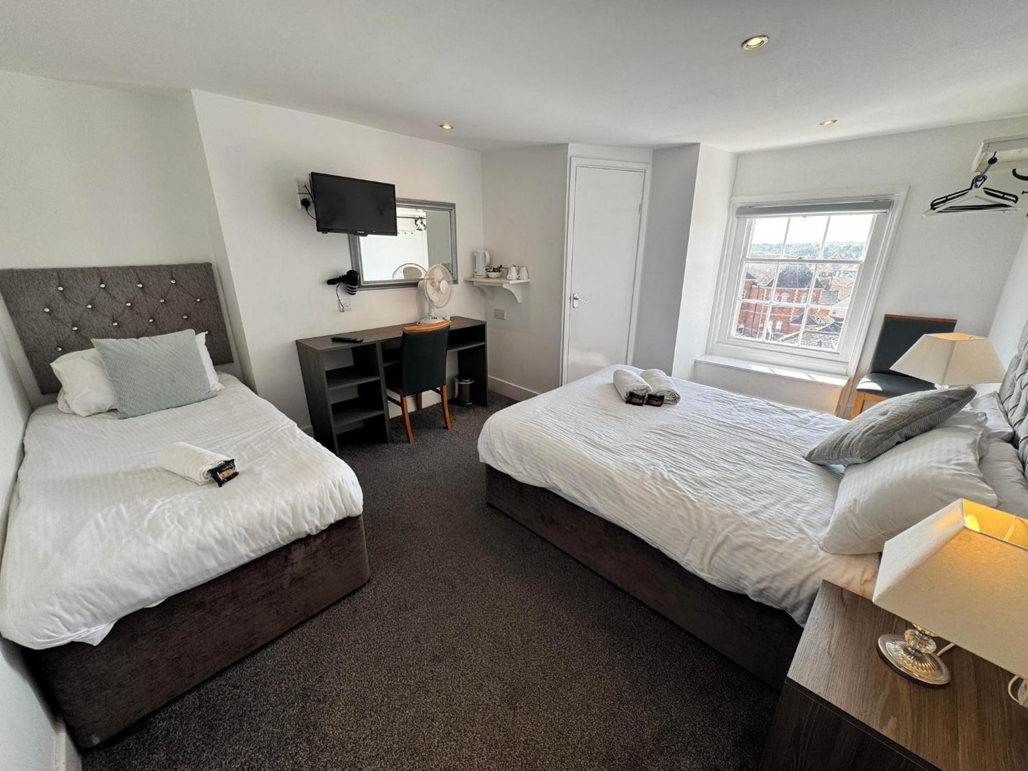 The Jubilee Hotel East - With Spa Facilities & Smokehouse - Newly Refurbished Facilities Weymouth Exterior foto