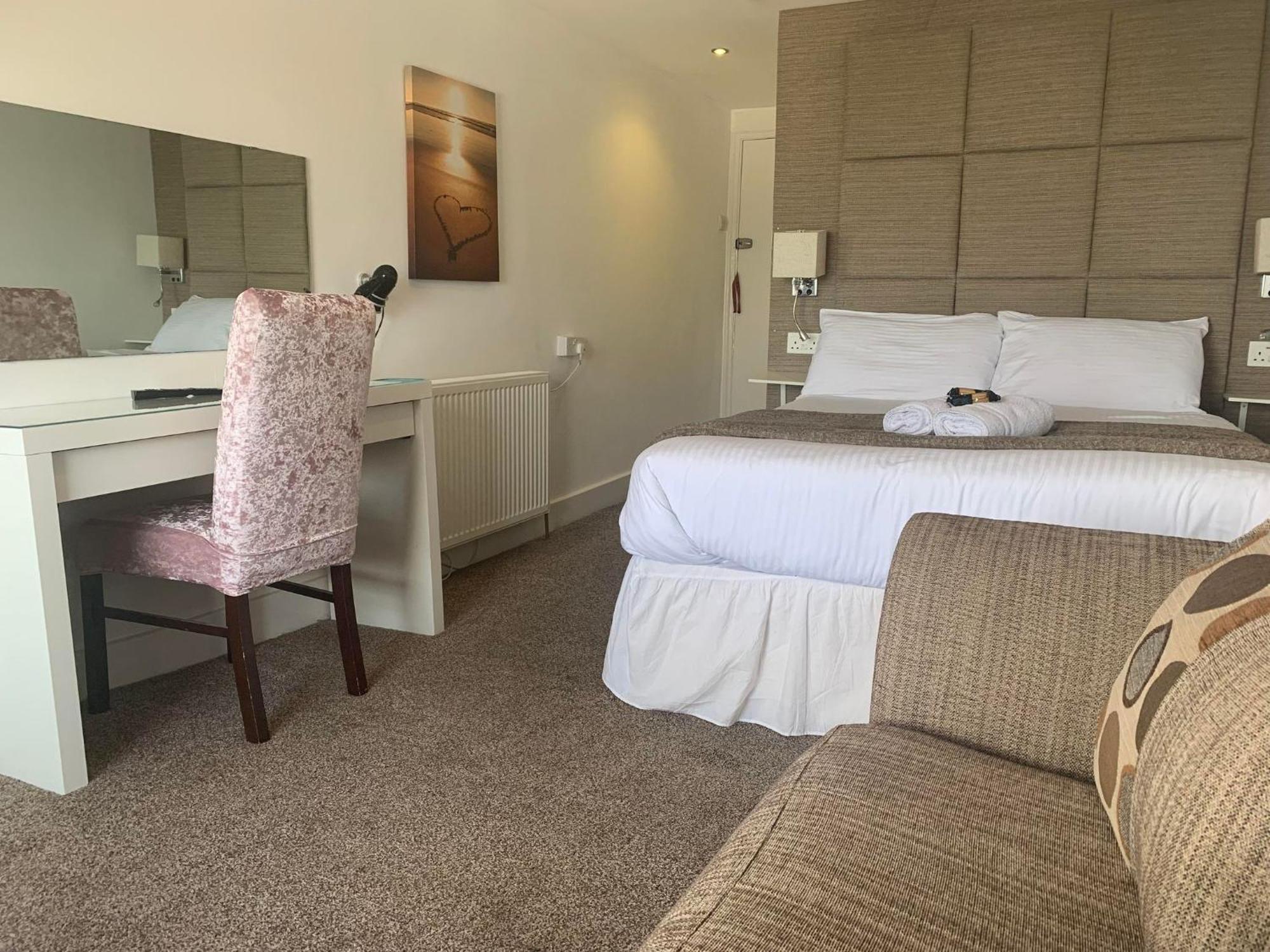 The Jubilee Hotel East - With Spa Facilities & Smokehouse - Newly Refurbished Facilities Weymouth Exterior foto